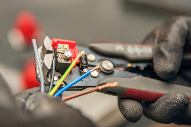 Best Affordable Emergency Electrician  in Wayne City, IL